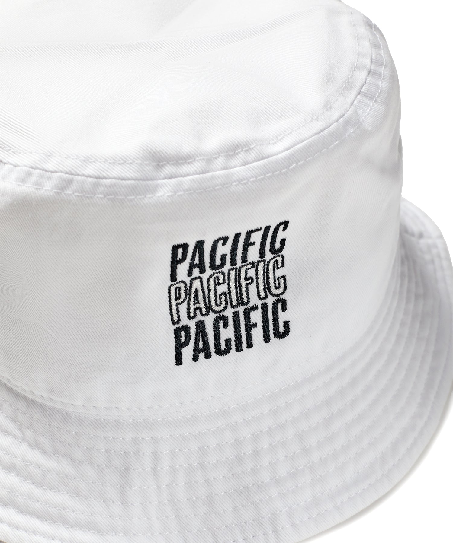 パシフィック　ゴルフクラブ　バケットハット ホワイト PACIFIC BUCKET HAT – Pacific GOLF CLUB