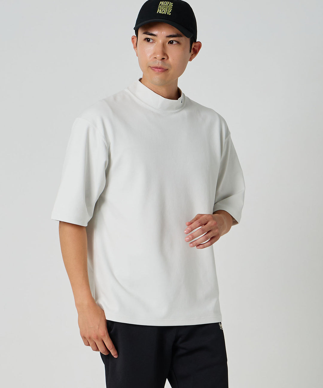 MOCK-NECK BIG TEE HALF SLEEVE Pacific LOGO