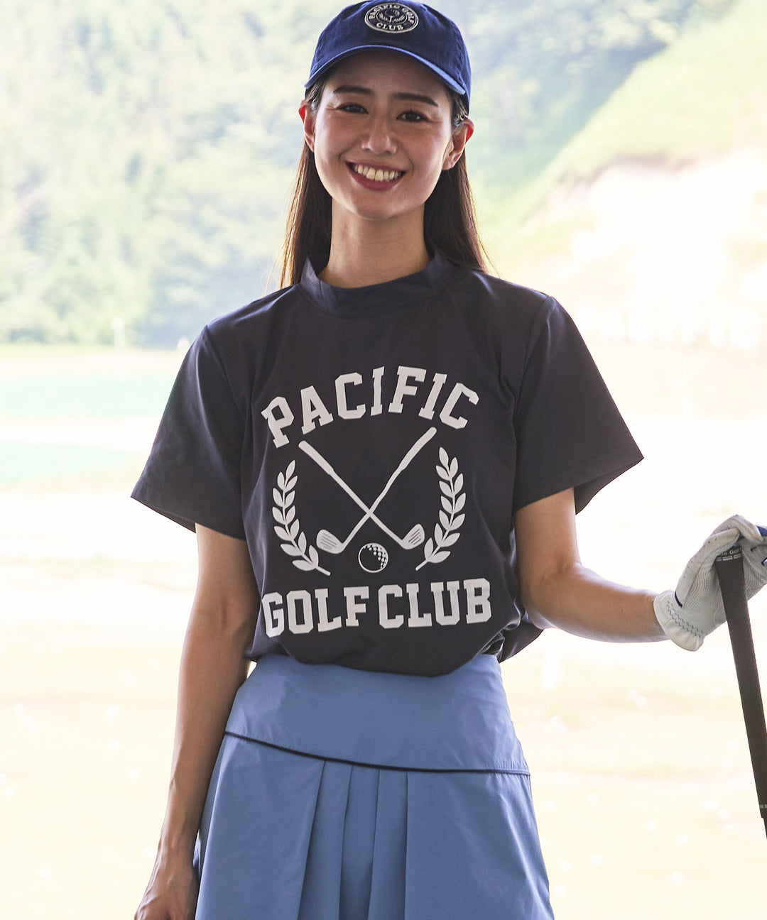 MOCK-NECK TEE HALF SLEEVE LAUREL PRINT