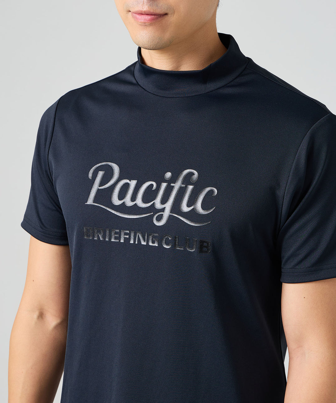 BRIEFING × PGC MS LOGO HIGHNECK