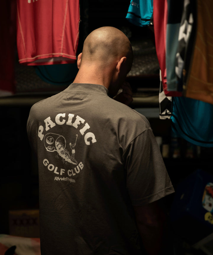 Rivvia Projects × PGC ON THE WAVE M/NECK RASH SS